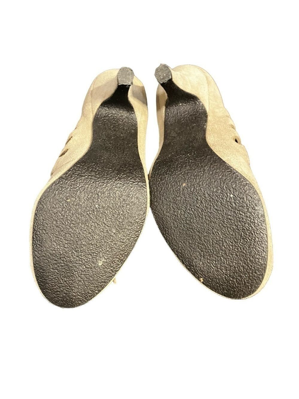 Crown Vintage Beige Suede Mary Jane Heels 6.5 - Picture 7 of 8